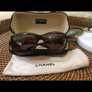 New ladies Chanel sunglasses tortoise color.