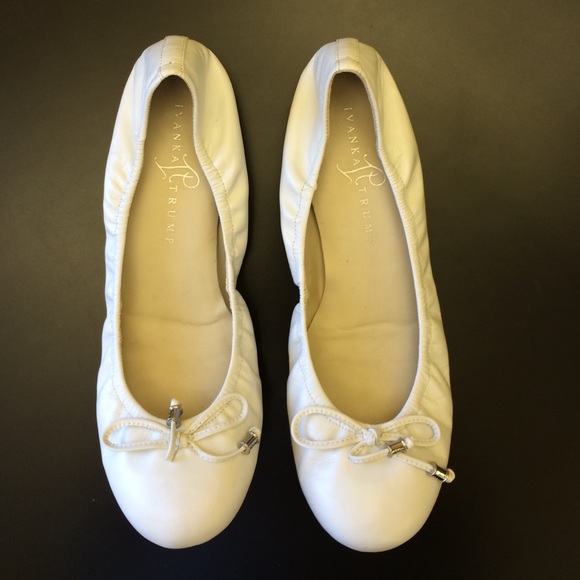 Ivanka Trump Shoes - Ivanka Trump Ballet Flats