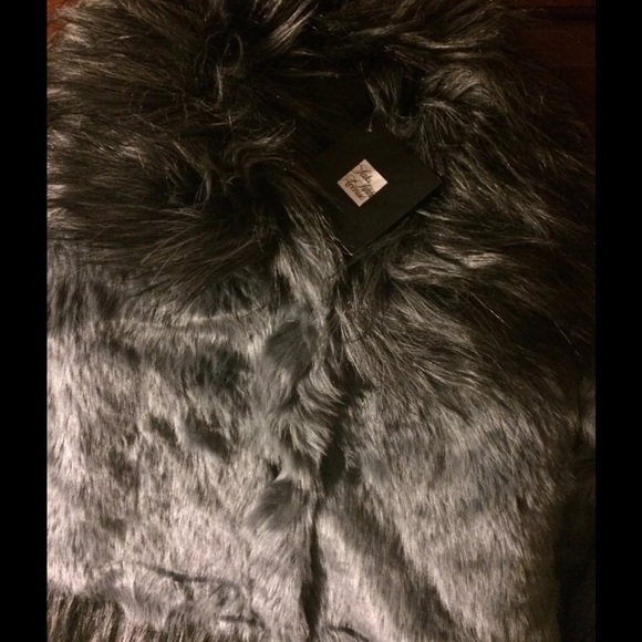 Widgeon 4t faux fur coat and hat New - Picture 2 of 3