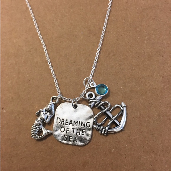 Dreaming of the sea charm necklace - Picture 2 of 3