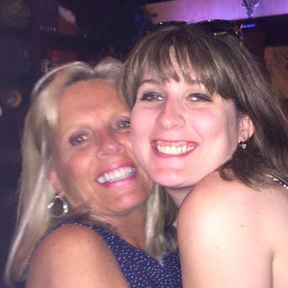 Meet your Posher, Lindsay - Picture 1 of 1