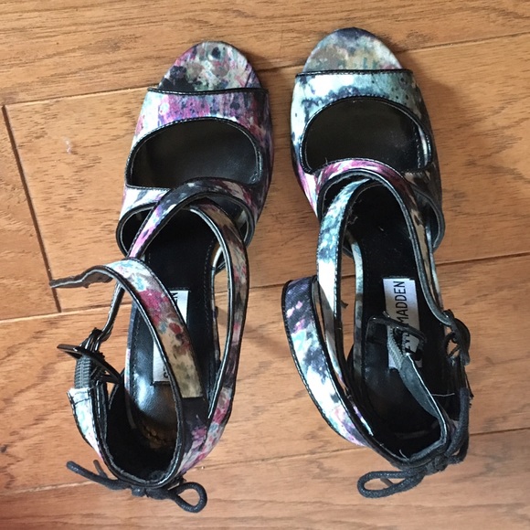 Steve Madden Heels - Picture 2 of 4