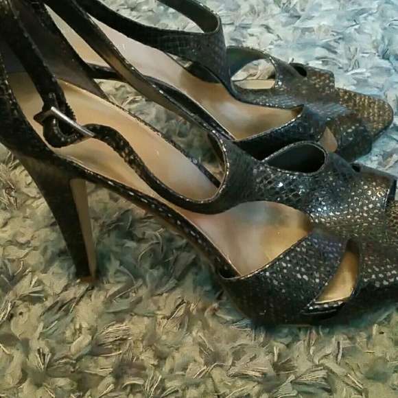 Nine West Shoes - NINE WEST metallic snake skin heels Nine West Shoes - NINE WEST metallic snake skin heels
