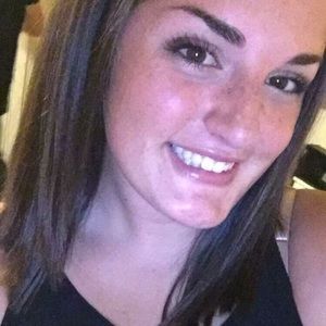 Meet your Posher, Kaci