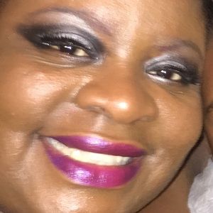 Meet your Posher, Vickie