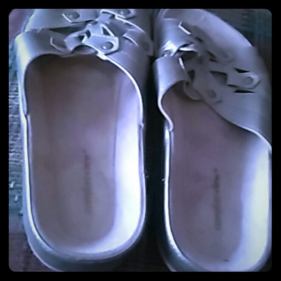 Slide ons.