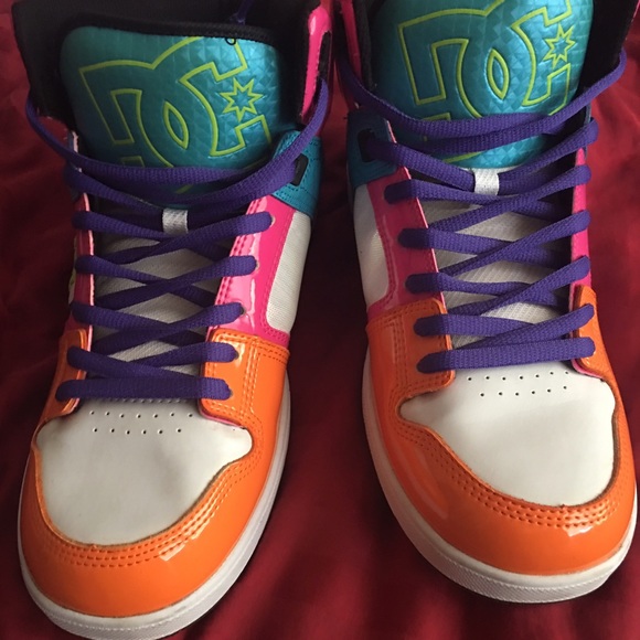DC HIGHTOPS SZ 11