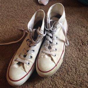 White converse worn lot but can be wash