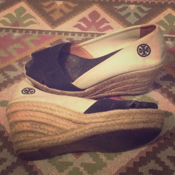 Tory Burch Filipa Canvas Wedges, great condition!