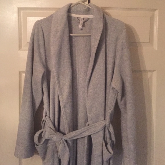 Old Navy fuzzy robe. Only worn a few times