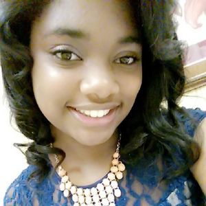 Meet your Posher, Courtney