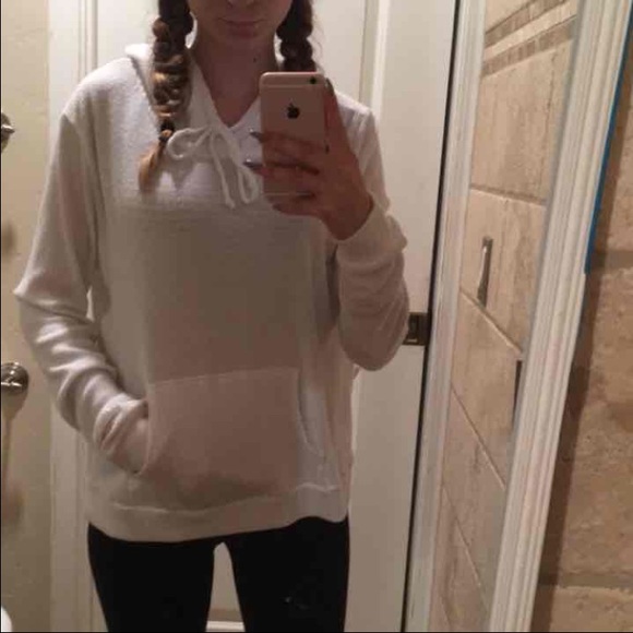 Brandy Melville Sweater