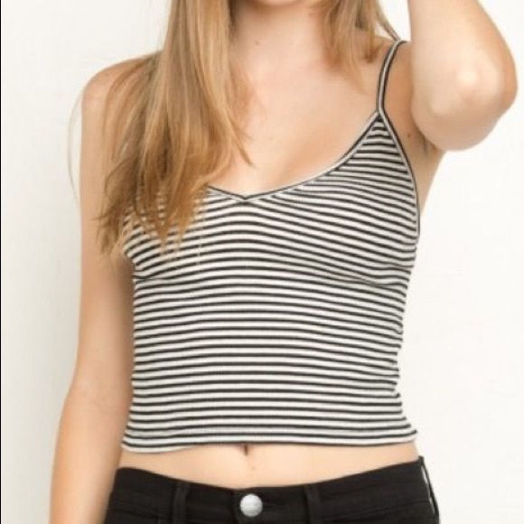 Black and white brandy Melville crop top