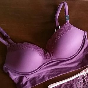BNWT VS Body bra
