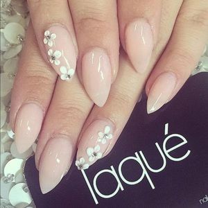 Meet your Posher, Mercedes