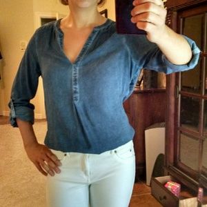 Ecru blue top with roll up sleeves