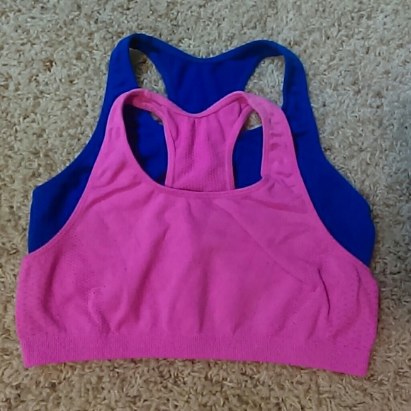 Bundle of two sports bras