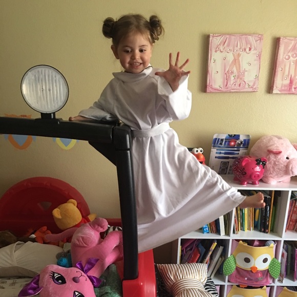 Meet your Posher, Gigi - Picture 3 of 8