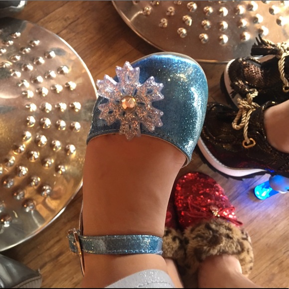 Meet your Posher, Gigi - Picture 4 of 8