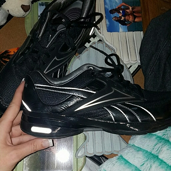 Reebok easy tone sneakers