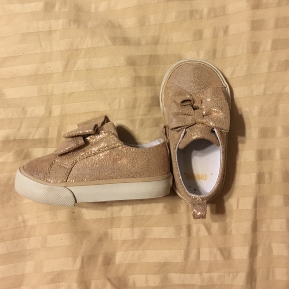 Gymboree gold bow tennis shoes