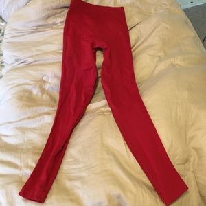 Lulu lemon zone in pants