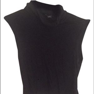 Theory sleeveless black top