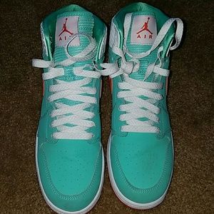 Girls Air Jordan