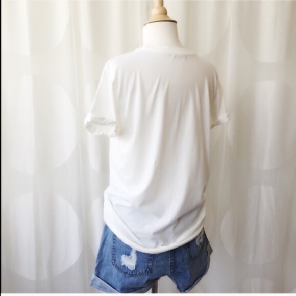 Eyelash Graphic Top - Picture 3 of 4