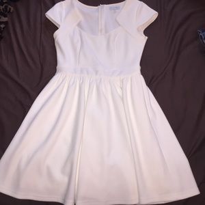 Cream dress 😍