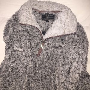 True Grit Black Fleece Pullover