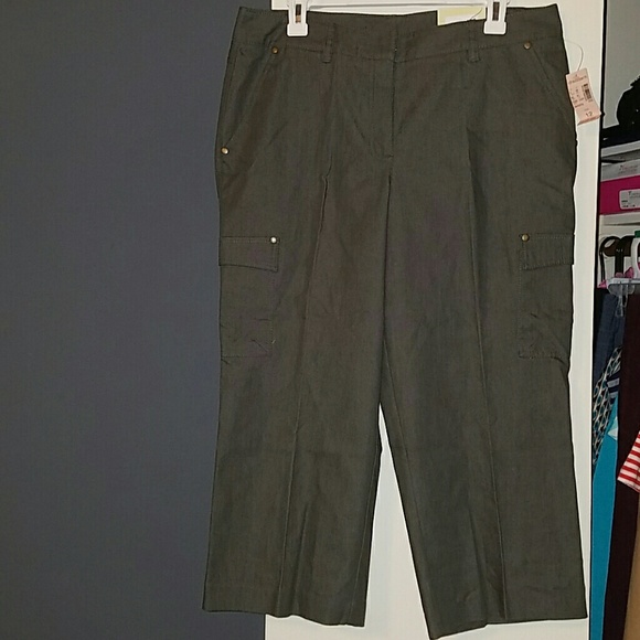Dress Barn Cropped Pants