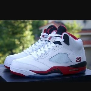 Meet your Posher, Connor