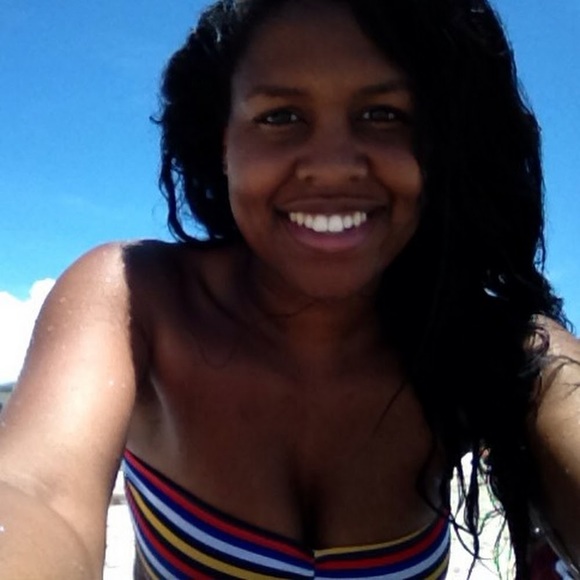 Meet your Posher, Andrea - Picture 1 of 1