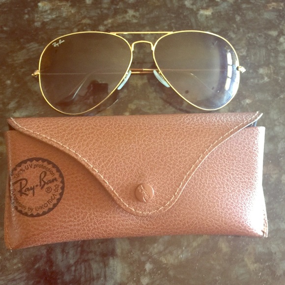 WOMEN'S RAY BAN AVIATORS