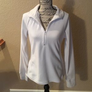 White 3/4 zip sweatshirt