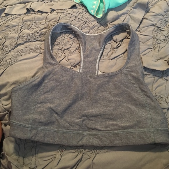 Reversible Lululemon sports bra