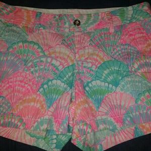 SOLD!Lilly Pulitzer OhShello Calahan Shorts Size12