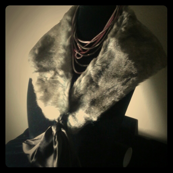 Brown faux fur collar with Satin bow tie