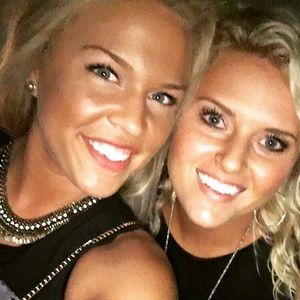 Meet your Posher, Maci