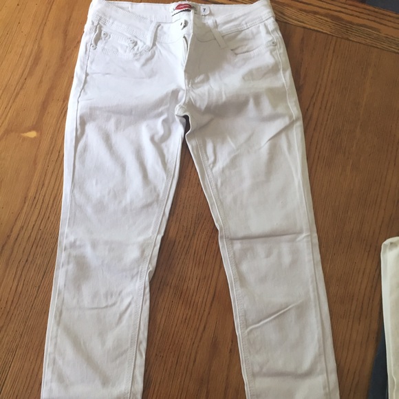 Stretchy white skinny jeans