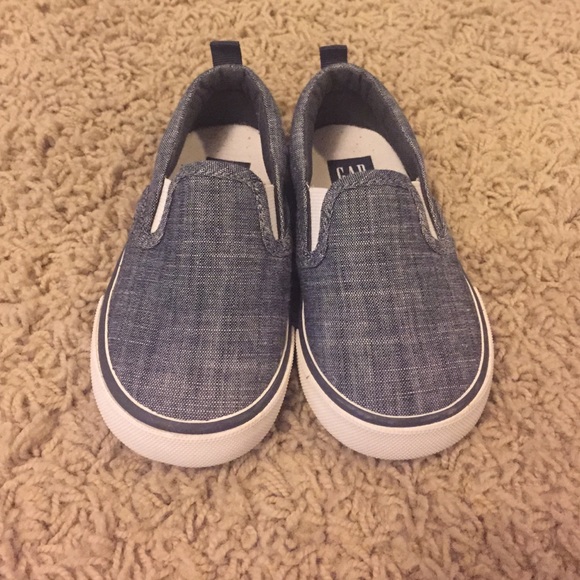 ❌❌ Baby gap like new heathered blue loafers - Picture 1 of 2