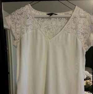 Express lace back shirt