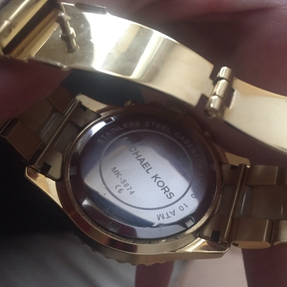 Authentic Michael Kors watch in Gold