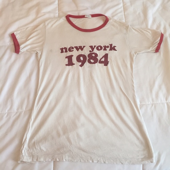 Brandy Melville Tee