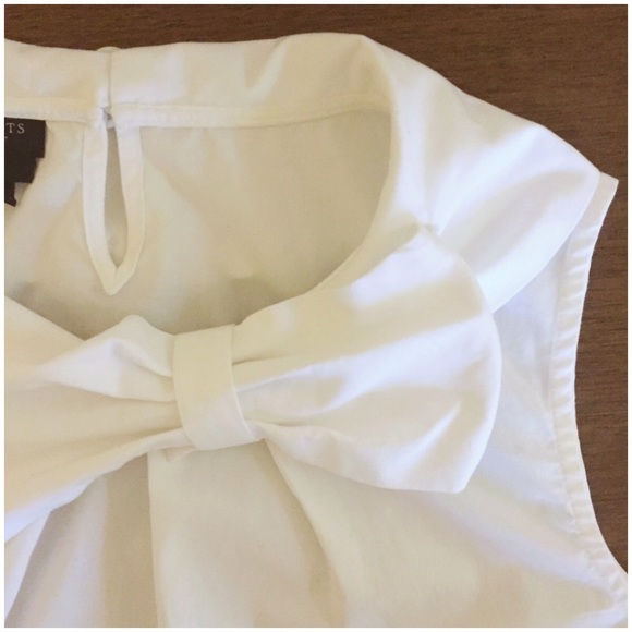 Talbots Tops - Talbots Bow Collar Sleeveless Blouse Tank Top  12P