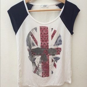 Teenbell tshirt with a studded skull design
