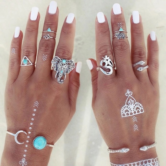 TWO HOUR SALE Eight Piece Silver Boho Ring Set - Picture 1 of 4