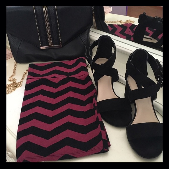 NWOT Mini Pencil Skirt