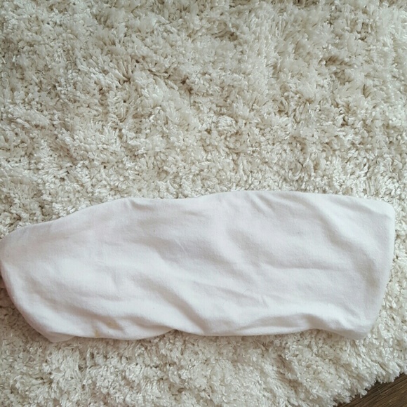 VS white bandeau